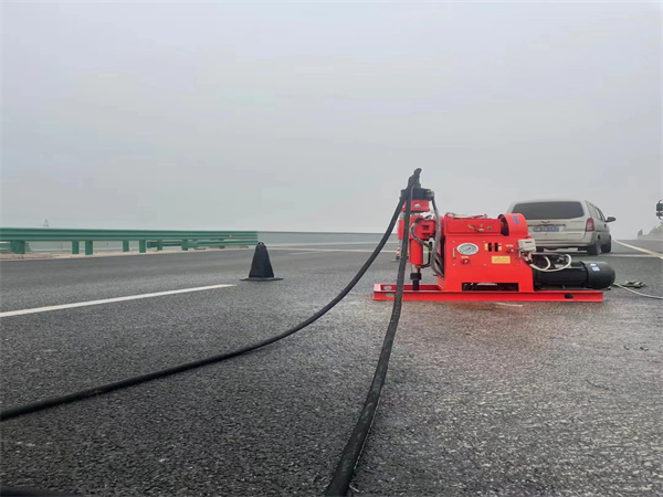 子长马路路基路面开裂下沉注浆加固灌浆